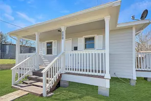 114 8th St, Rosenberg, TX 77471 - Photo 2