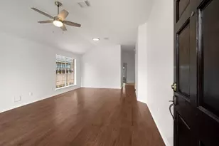 16014 Lakestone Dr, Tomball, TX 77377 - Photo 2