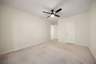 8222 Middlebury Ln, Houston, TX 77070 - Photo 42