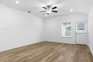 3930 Steer Stable Ln, League City, TX 77573 - Photo 6