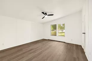 16315 Lone Star Ranch Dr, Conroe, TX 77302 - Photo 18