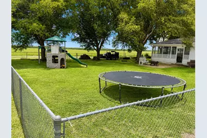 809 John Albert Dr, East Bernard, TX 77435 - Photo 18