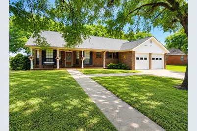 809 John Albert Dr, East Bernard, TX 77435 - Photo 1