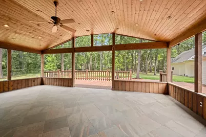 10 Hollow Glen Lane, Tomball, TX 77375 - Photo 16