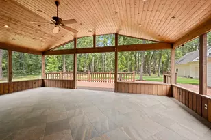 10 Hollow Glen Ln, Tomball, TX 77375 - Photo 16