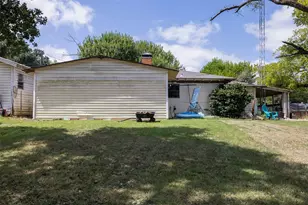 217 Kennard St, Buffalo, TX 75831 - Photo 16