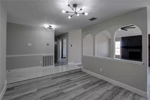 6830 Desert Rose Ln, Houston, TX 77086 - Photo 4