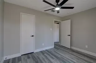 6830 Desert Rose Ln, Houston, TX 77086 - Photo 10