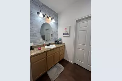 406 San Jacinto Street, Smithville, TX 78957 - Photo 10