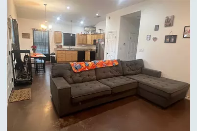 406 San Jacinto Street, Smithville, TX 78957 - Photo 4