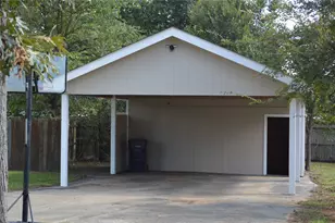 25321 Bluff View Ct, Magnolia, TX 77355 - Photo 2