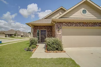 10434 Rochester Hills Lane, Tomball, TX 77375 - Photo 2