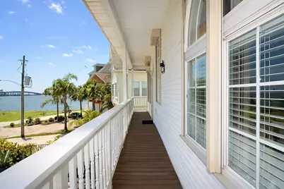 431 Hana Drive, Tiki Island, TX 77554 - Photo 2