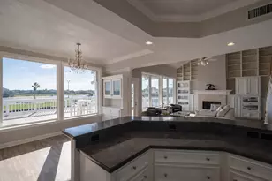 431 Hana Dr, Tiki Island, TX 77554 - Photo 10