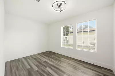 1530 15th Avenue N, Texas City, TX 77590 - Photo 18