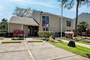 5005 Georgi Ln, Houston, TX 77092 - Photo 20
