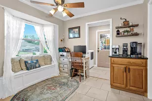 51 Lotus Ct, Lake Jackson, TX 77566 - Photo 18