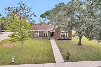 51 Lotus Court, Lake Jackson, TX 77566 - Photo 40