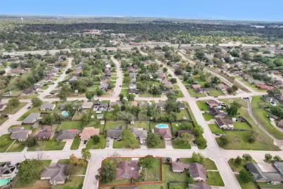 51 Lotus Court, Lake Jackson, TX 77566 - Photo 42