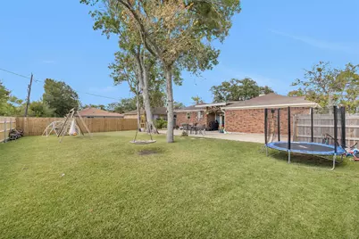 51 Lotus Court, Lake Jackson, TX 77566 - Photo 34