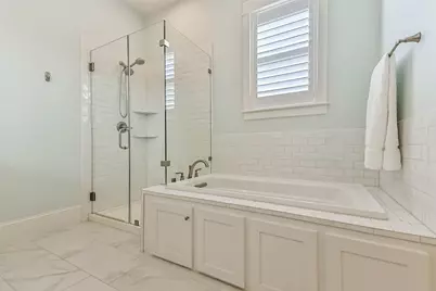 5 Duval Street, Galveston, TX 77554 - Photo 18