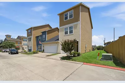3607 Vineyard Lane, Pasadena, TX 77504 - Photo 2