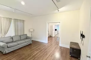 2220 Avalon Pl, Houston, TX 77019 - Photo 4