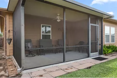 2219 Emerald Lane, Texas City, TX 77591 - Photo 10