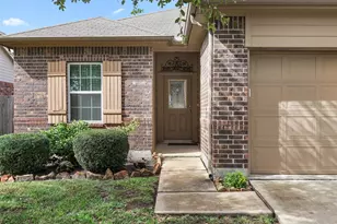 2219 Emerald Ln, Texas City, TX 77591 - Photo 1