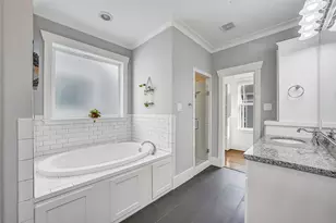 1224 W 17th St, Houston, TX 77008 - Photo 14