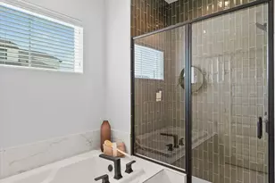 9218 Washington Hts St, Houston, TX 77063 - Photo 26