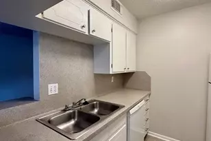 3902 Mandell St, Houston, TX 77006 - Photo 10