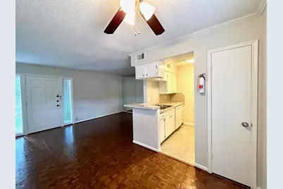 3902 Mandell Street #9, Houston, TX 77006 - Photo 8
