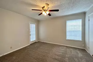 3902 Mandell St, Houston, TX 77006 - Photo 12
