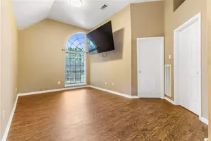 10310 Little Oak Dr, Baytown, TX 77523 - Photo 14