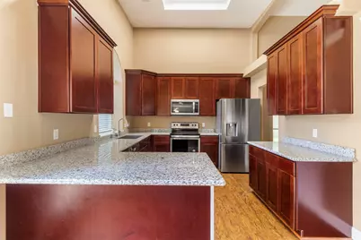 10310 Little Oak Drive, Baytown, TX 77523 - Photo 8