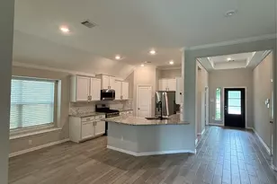 1562 Ancient Oak Ln, Conroe, TX 77301 - Photo 2