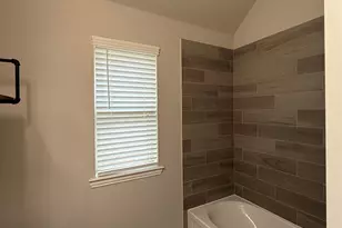 1562 Ancient Oak Ln, Conroe, TX 77301 - Photo 8