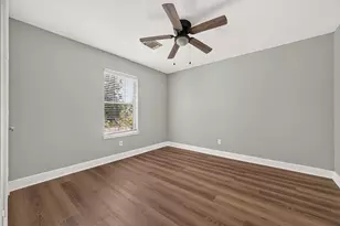 1613 Palcio Real Dr, Houston, TX 77047 - Photo 34