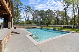 7927 Needlepoint Rd, Baytown, TX 77521 - Photo 36