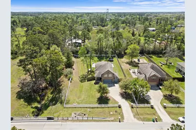 7927 Needlepoint Road, Baytown, TX 77521 - Photo 44