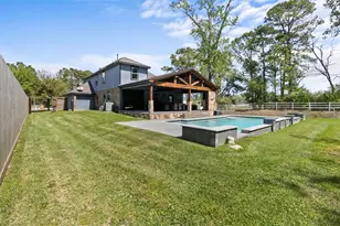 7927 Needlepoint Rd, Baytown, TX 77521 - Photo 40