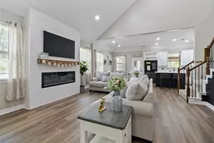 7927 Needlepoint Rd, Baytown, TX 77521 - Photo 8