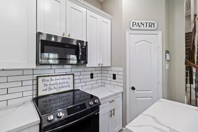 7927 Needlepoint Road, Baytown, TX 77521 - Photo 14