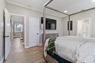 7927 Needlepoint Rd, Baytown, TX 77521 - Photo 16