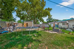 1822 Wayside Dr, Texas City, TX 77590 - Photo 18