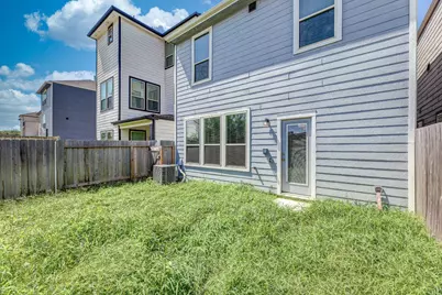 3418 Avondale View Drive, Houston, TX 77025 - Photo 30