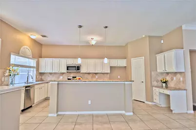 4530 Springfield Lakes Street, Sugar Land, TX 77479 - Photo 10