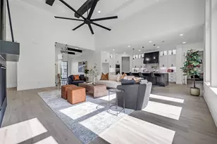 22420 Meadowhurst Circle W, Tomball, TX 77377 - Photo 10