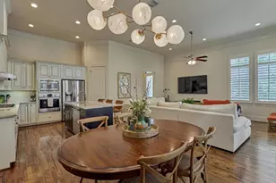 1340 W 25th St, Houston, TX 77008 - Photo 10